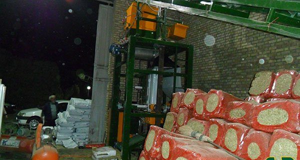Manufacture of fodder corn packaging machine
